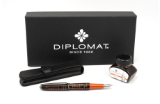 Diplomat Aero Elox Matrix black/orange, darčeková sada